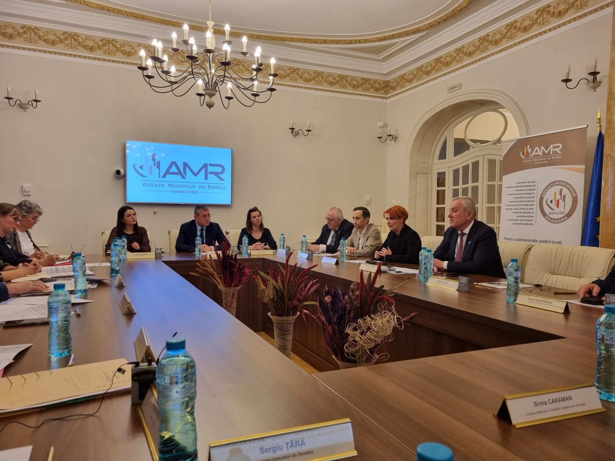 Întâlnire între reprezentanții structurilor asociative din România și domnul Nicolas Schmit, Comisarul European pentru Locuri de Muncă și Drepturi Sociale.